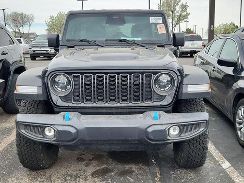 Black Clearcoat 2025 Jeep Wrangler 4xe Rubicon