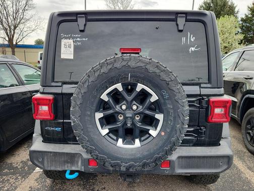 Black Clearcoat 2025 Jeep Wrangler 4xe Rubicon