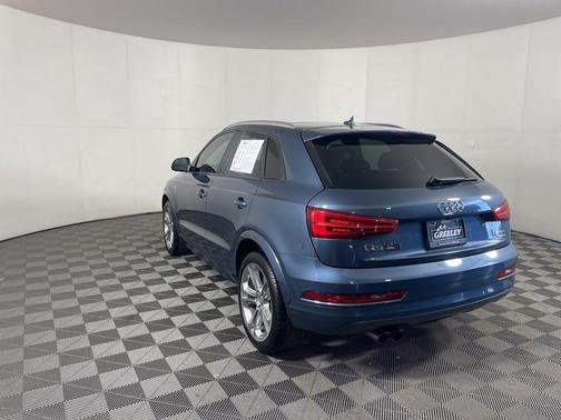 Blue Metallic 2018 Audi Q3 2.0T Premium