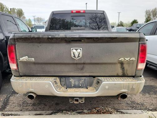 Granite Crystal Metallic Clearcoat 2017 RAM 1500 Big Horn