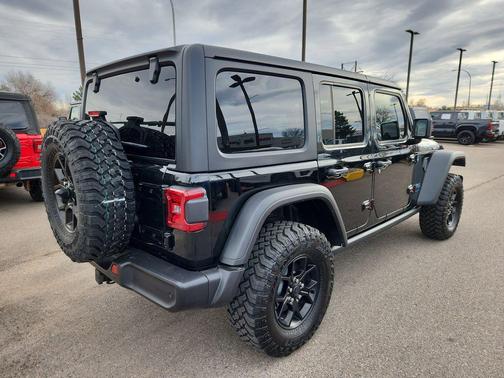 2025 Jeep Wrangler 4xe Willys