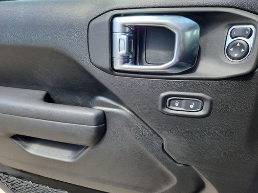 Anvil Clearcoat 2026 Jeep Wrangler Willys