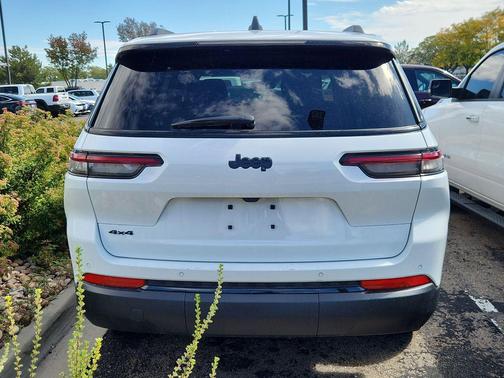 2024 Jeep Grand Cherokee L Altitude