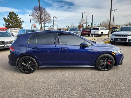 2022 Volkswagen Golf GTI 2.0T SE DSG