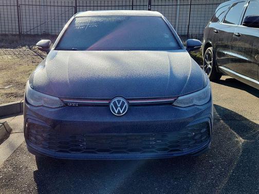 2022 Volkswagen Golf GTI 2.0T SE DSG