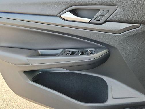 2022 Volkswagen Golf GTI 2.0T SE DSG