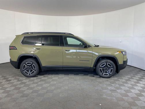 '41 2026 Jeep Cherokee Laredo 4x4