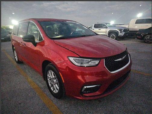 2025 Chrysler Pacifica L
