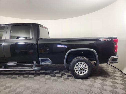 2023 Chevrolet Silverado 2500 LT