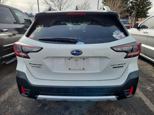 2022 Subaru Outback Touring