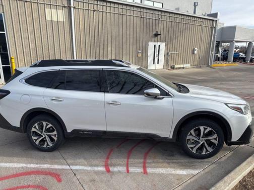 2022 Subaru Outback Touring