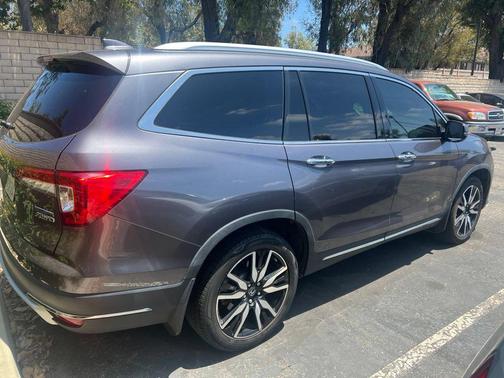 Steel Sapphire Metallic 2019 Honda Pilot Touring 8-Passenger