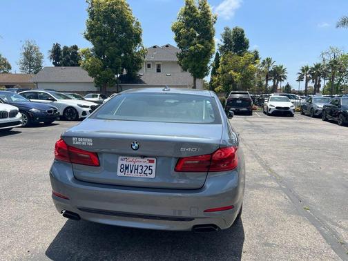 Bluestone Metallic 2019 BMW 540 540i