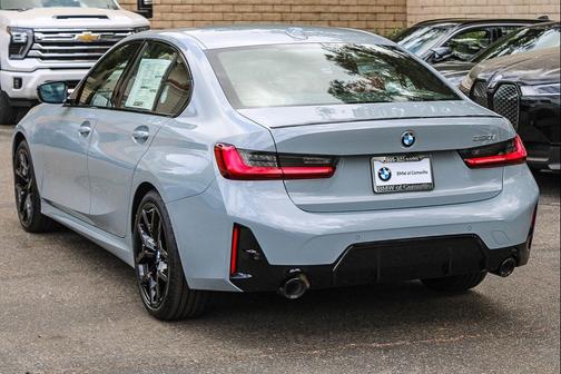 Brooklyn Grey Metallic 2026 BMW 330 330i