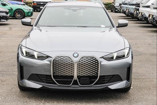 Skyscraper Grey Metallic 2026 BMW i4 Gran Coupe xDrive40