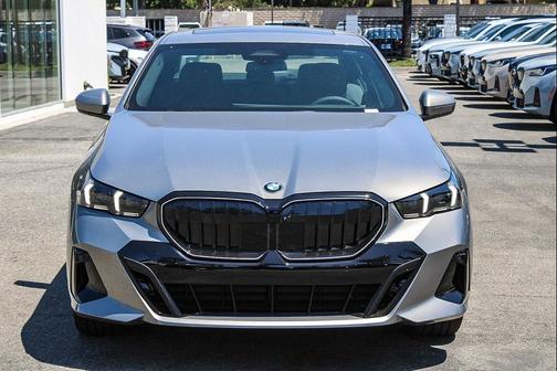 Oxide Grey Metallic 2027 BMW 530 i