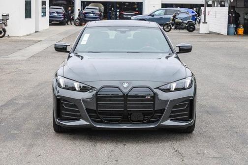 Dravit Grey Metallic 2026 BMW i4 Gran Coupe M60