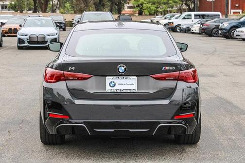 Dravit Grey Metallic 2026 BMW i4 Gran Coupe M60