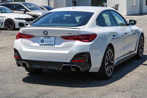 Mineral White Metallic 2026 BMW i4 Gran Coupe xDrive40
