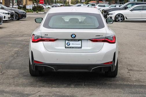 Mineral White Metallic 2026 BMW i4 Gran Coupe xDrive40
