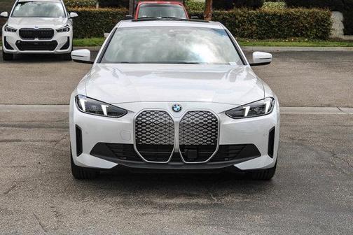 Mineral White Metallic 2026 BMW i4 Gran Coupe xDrive40