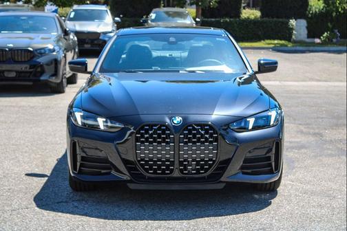 Black Sapphire Metallic 2026 BMW 430 i