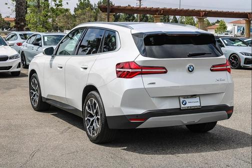 Mineral White Metallic 2026 BMW X3 30 xDrive