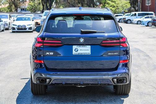 Tanzanite Blue II Metallic 2026 BMW X5 sDrive40i