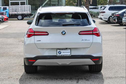 Mineral White Metallic 2026 BMW X3 30 xDrive