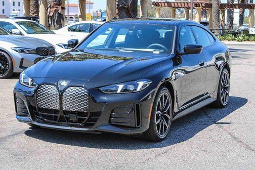 Black Sapphire Metallic 2026 BMW i4 Gran Coupe xDrive40