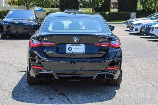 Black Sapphire Metallic 2026 BMW i4 Gran Coupe xDrive40