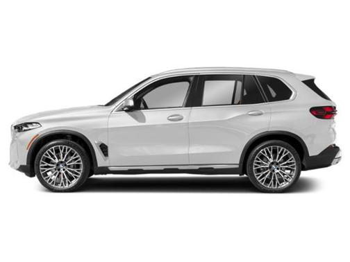 Mineral White Metallic 2024 BMW X5 xDrive40i