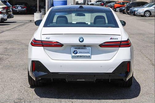 Alpine White 2026 BMW i5 M60