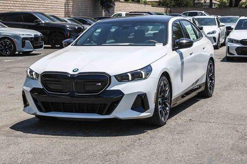 Alpine White 2026 BMW i5 M60