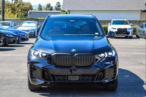 Black Sapphire Metallic 2026 BMW X5 PHEV xDrive50e