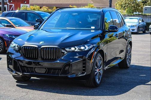 Black Sapphire Metallic 2026 BMW X5 PHEV xDrive50e