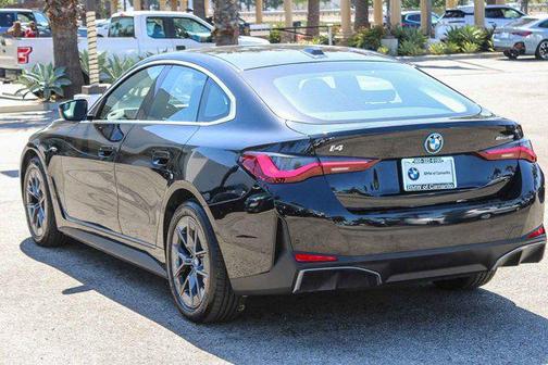 Black Sapphire Metallic 2023 BMW i4 Gran Coupe eDrive40