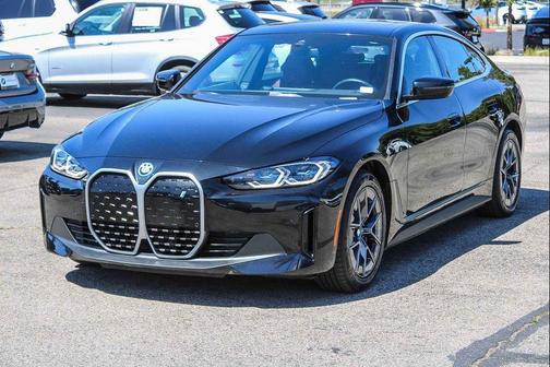 Black Sapphire Metallic 2023 BMW i4 Gran Coupe eDrive40