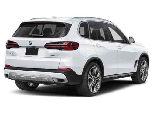 Mineral White Metallic 2026 BMW X5 PHEV xDrive50e
