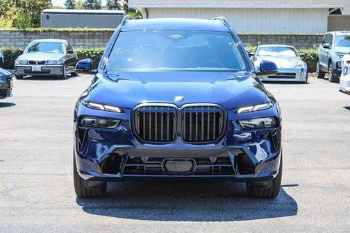 Tanzanite Blue II Metallic 2027 BMW X7 xDrive40i