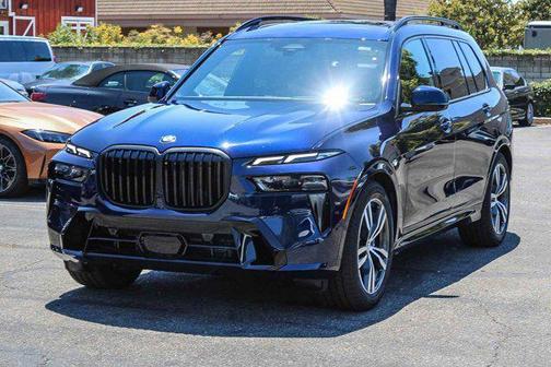 Tanzanite Blue II Metallic 2027 BMW X7 xDrive40i