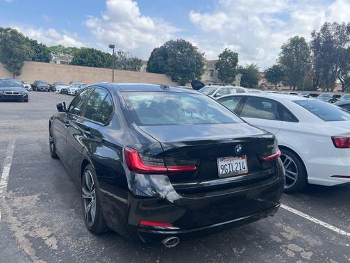 Black Sapphire Metallic 2023 BMW 330 330i