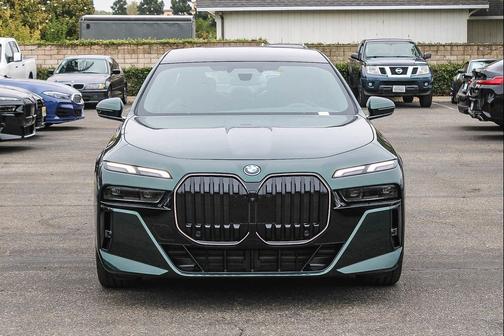 490/Vctq 2026 BMW i7 xDrive60