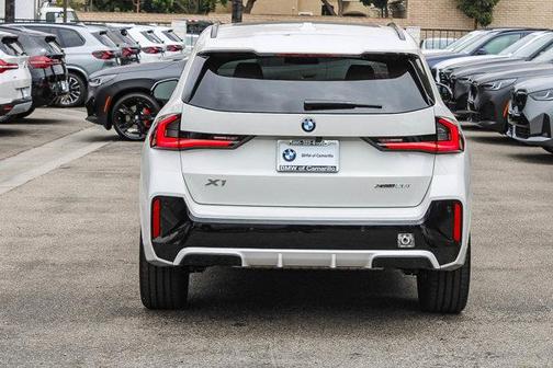 Alpine White 2026 BMW X1 xDrive28i