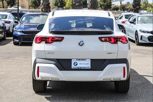 Alpine White 2026 BMW X2 xDrive28i