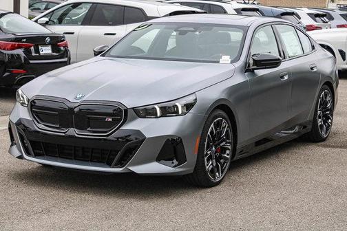 Frozen Pure Grey Metallic 2026 BMW i5 M60