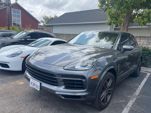Quartzite Metallic 2019 Porsche Cayenne S