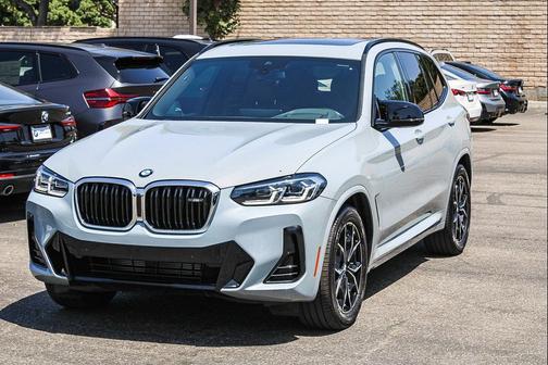 Brooklyn Grey Metallic 2024 BMW X3 M40i