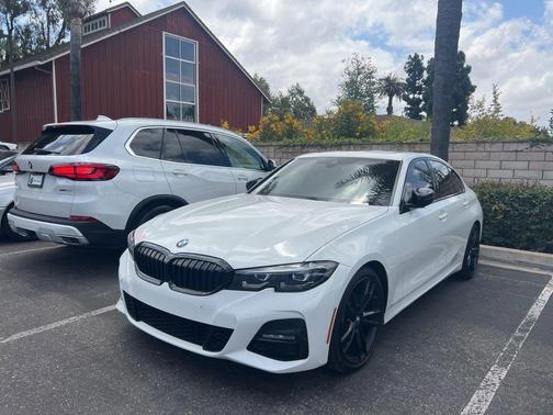 Alpine White 2022 BMW 330 330i