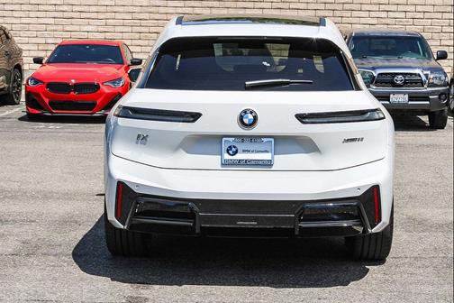 Alpine White 2026 BMW iX xDrive60
